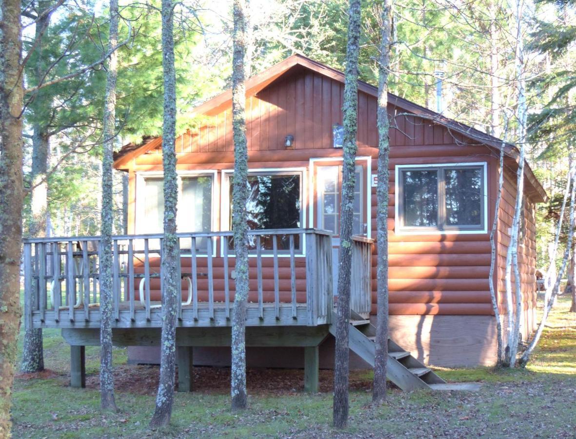 Big Timber Resort Marcell Bagian luar foto